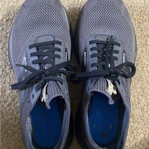 Brooks Womens Athletic Shoes